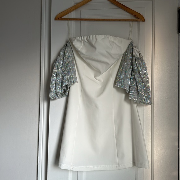 Club L London Sequin Off Shoulder White Mini Dress - Picture 4 of 11